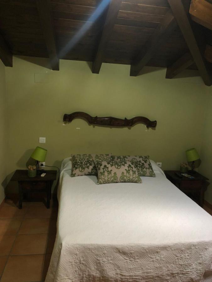 Hostal La Caballeriza Malpartida de Cáceres Exteriör bild